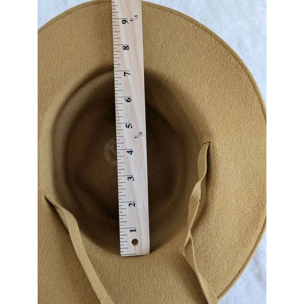 VTG Neuman Fairfield Felts Brimmed Hat Chin Tie Tan 100% Wool Prop Costume *READ